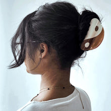 Afbeelding in Gallery-weergave laden, Haarclips Yin-Yang